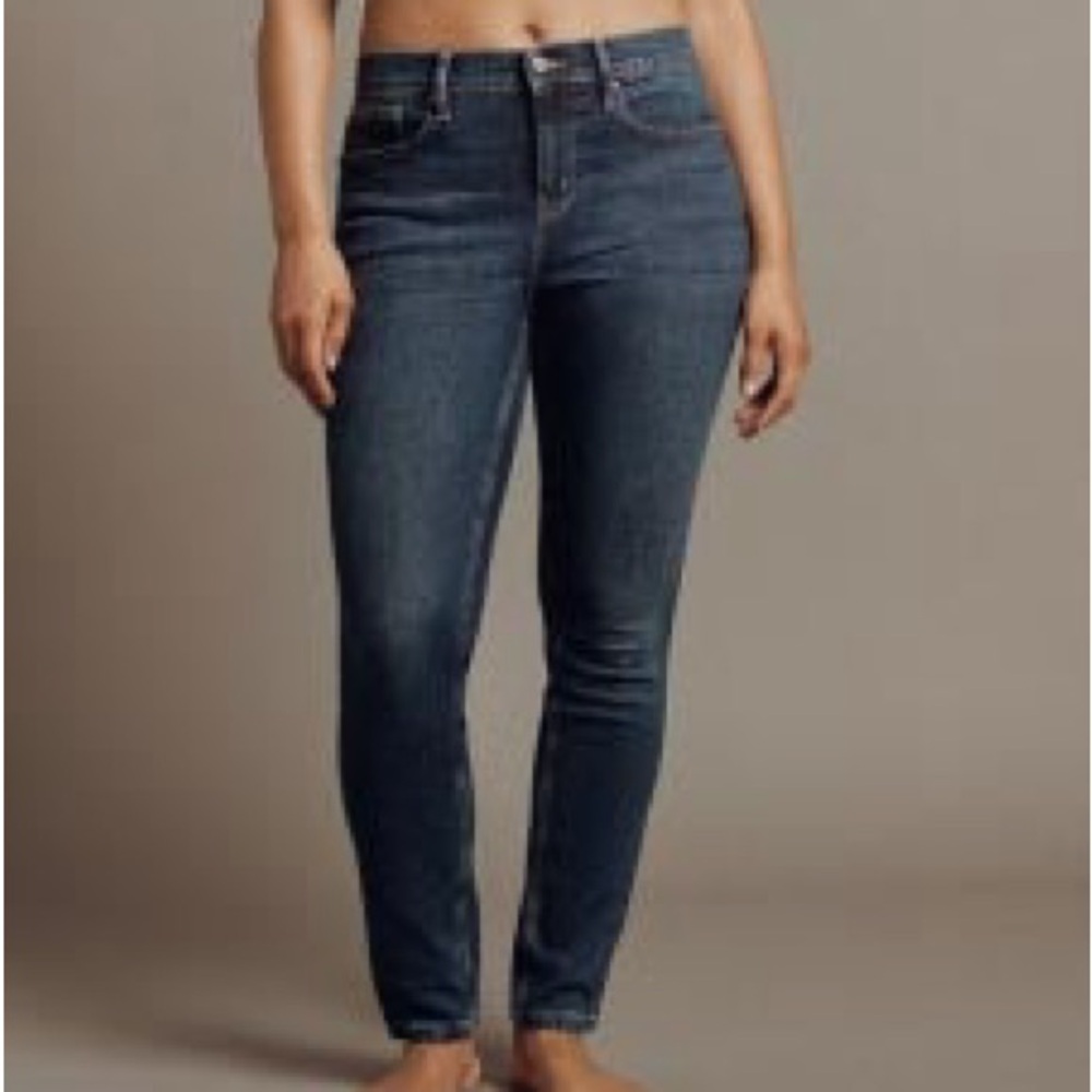 Calvin Klein Medium Wash, Medium Rise, Skinny Narrow Leg, Black Label Jeans - 36